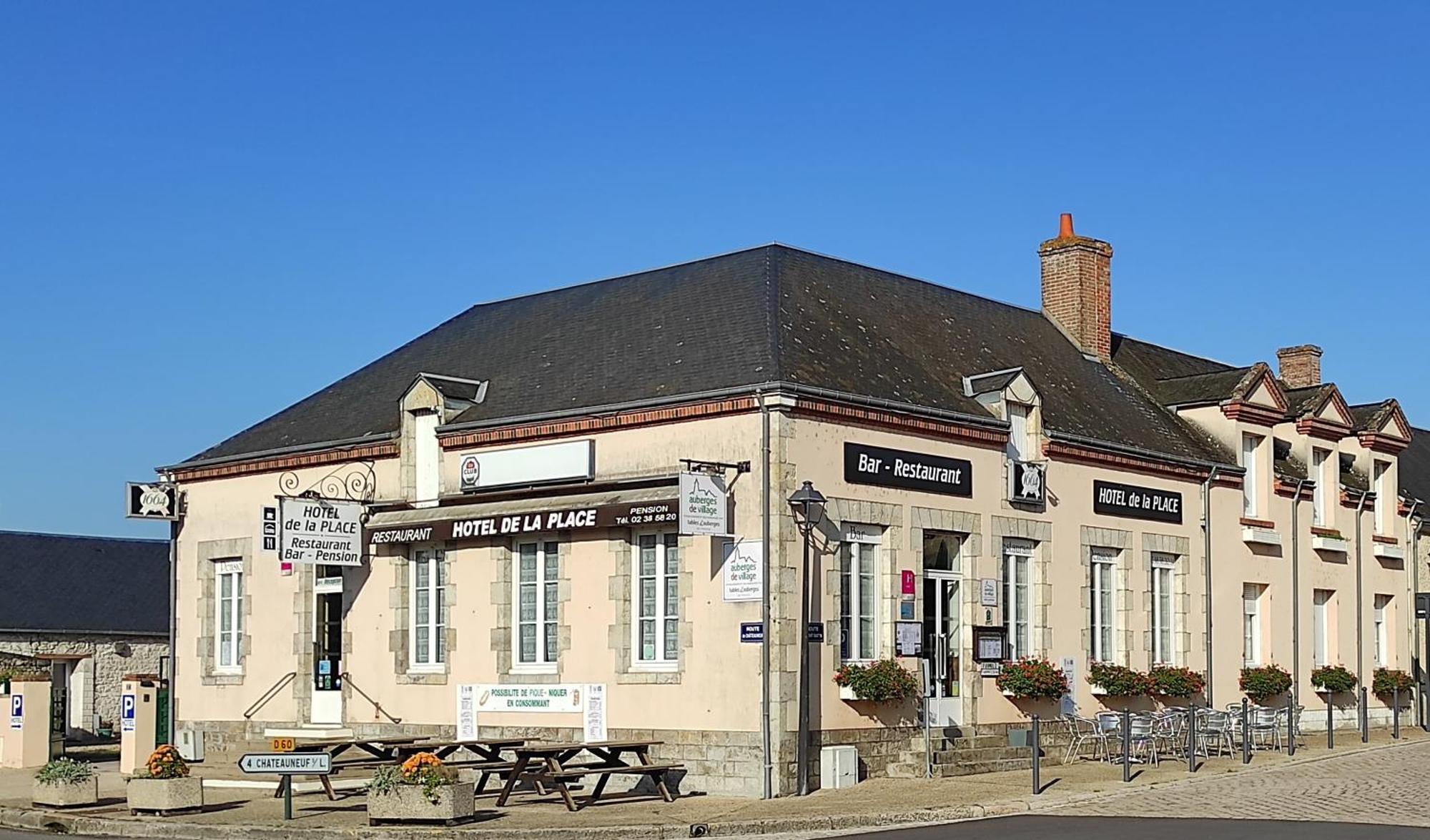 Hotel De La Place Germigny-des-Pres Экстерьер фото
